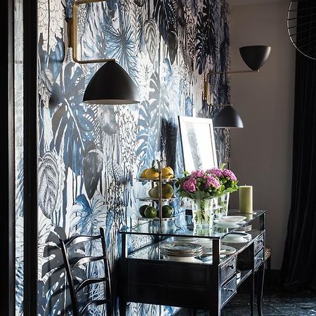 Velona'S Jungle Luxury Suites ฟลอเรนซ์ ภายนอก รูปภาพ