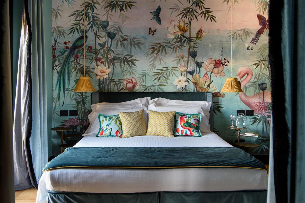Velona'S Jungle Luxury Suites ฟลอเรนซ์ ภายนอก รูปภาพ
