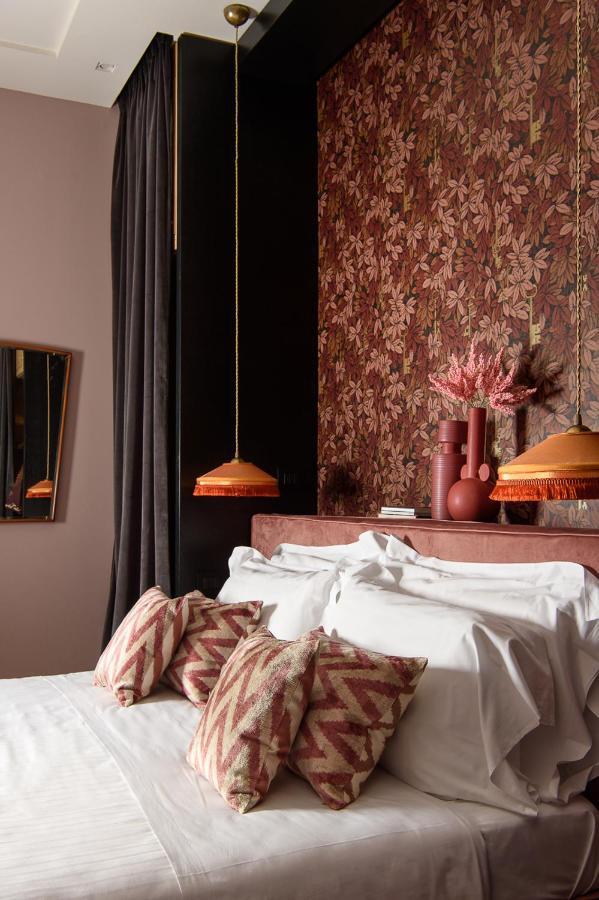 Velona'S Jungle Luxury Suites ฟลอเรนซ์ ภายนอก รูปภาพ