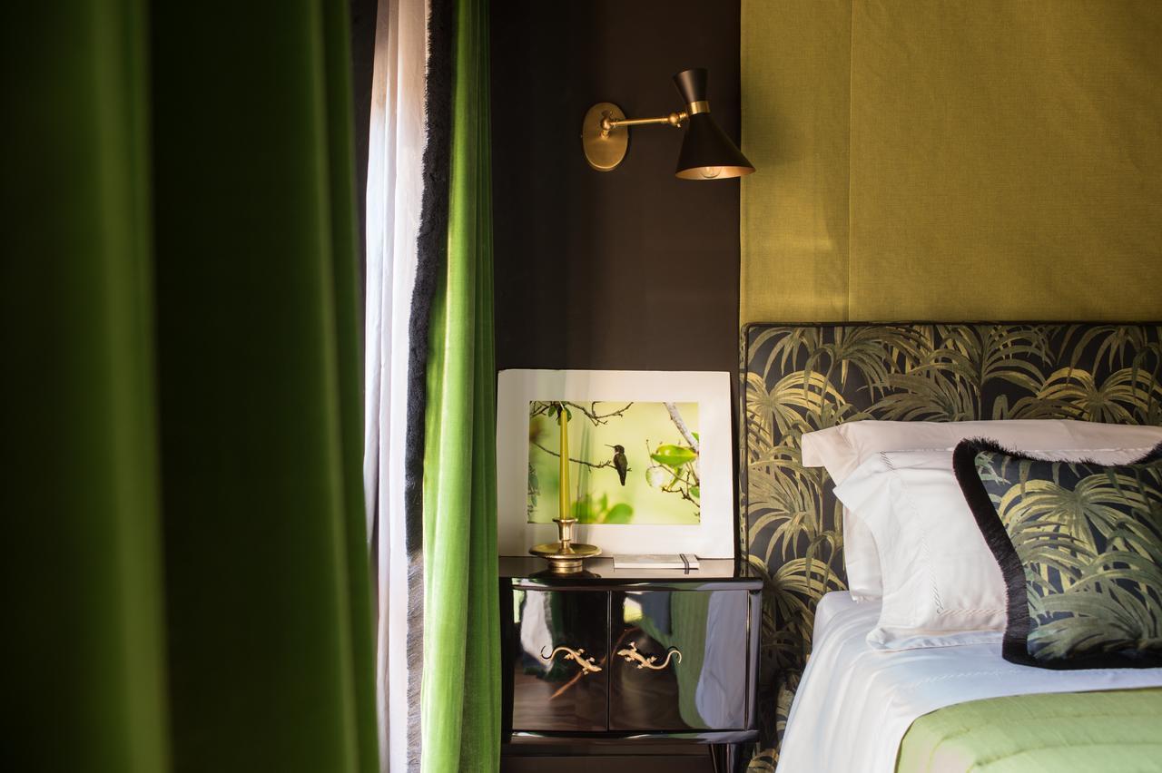 Velona'S Jungle Luxury Suites ฟลอเรนซ์ ภายนอก รูปภาพ