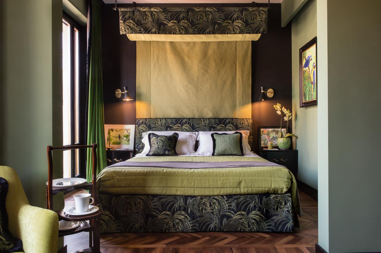 Velona'S Jungle Luxury Suites ฟลอเรนซ์ ภายนอก รูปภาพ